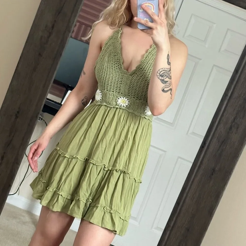 Green crochet hippy style strappy mini knit daisy dress by Indulge - Picture 2 of 8
